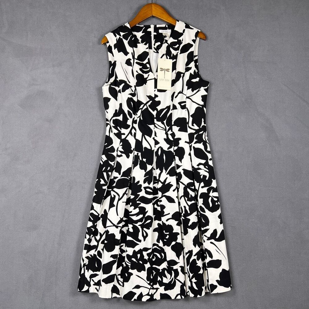 Tyler Boe NWT Black White Floral Fit Flare Pleated Dress 8 MSRP $168 70143F-PEN